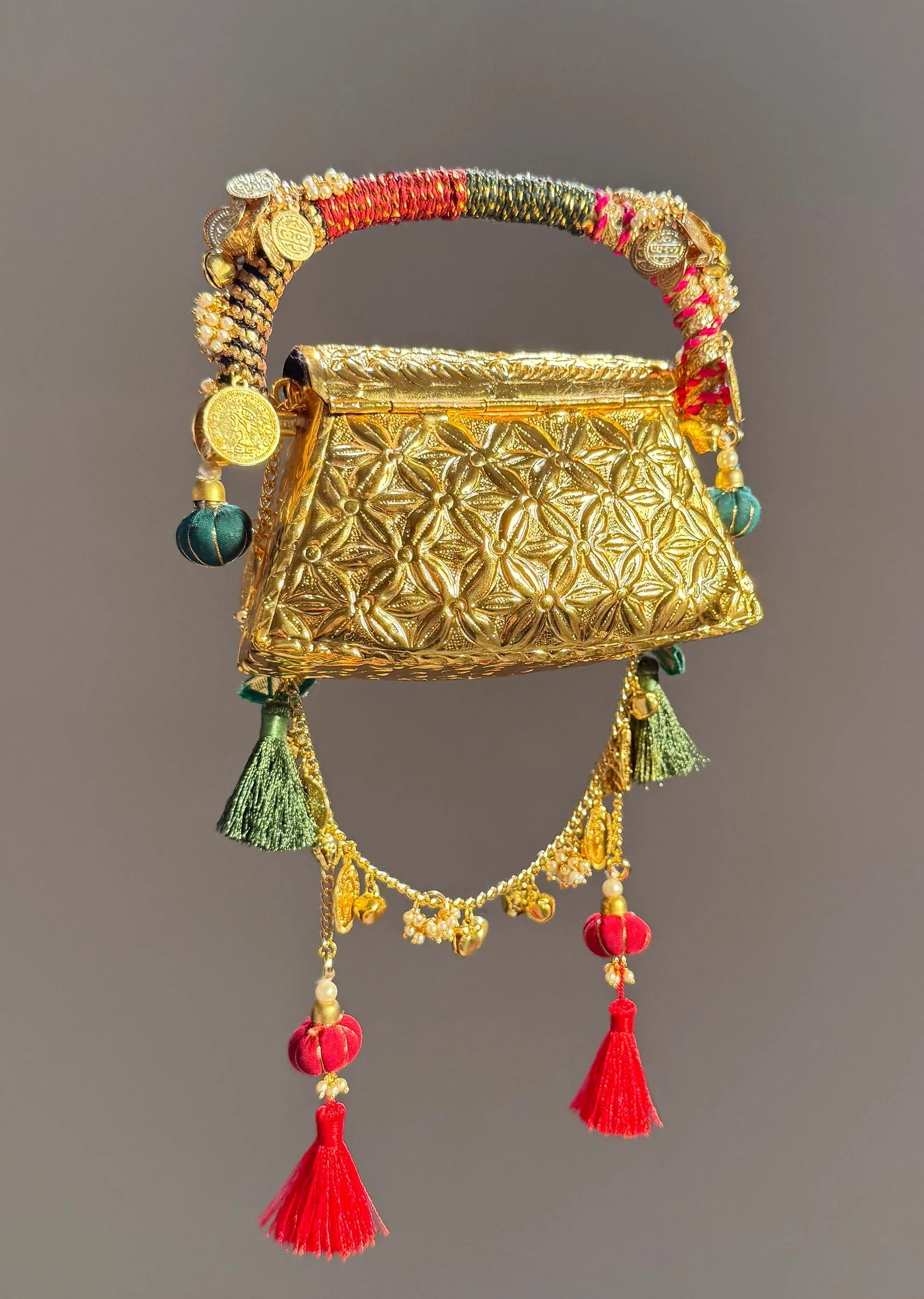 Regal Gold Handcrafted Potli Bag - Image 4