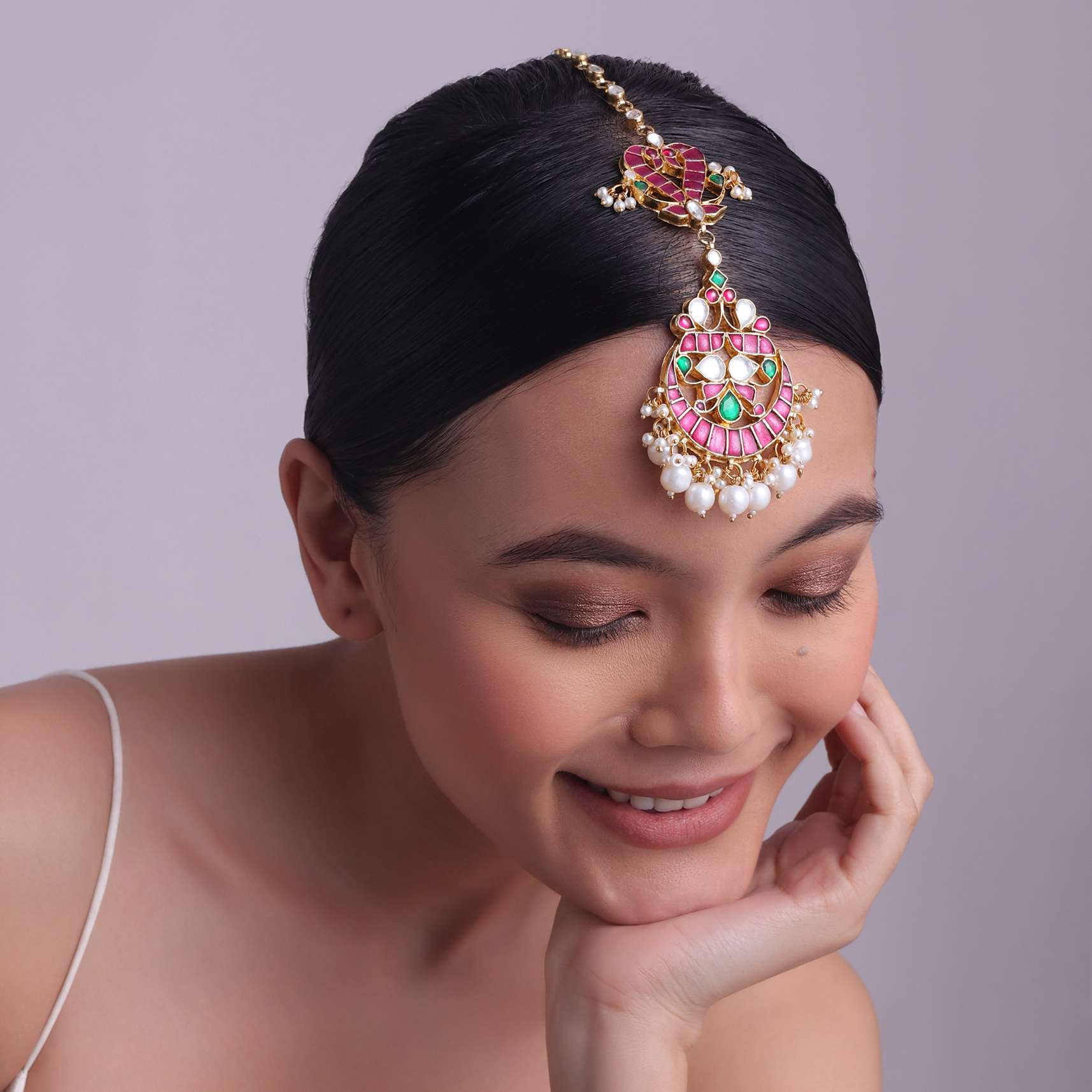 Ruby Stones Studded Kundan Mangtikka - Image 2