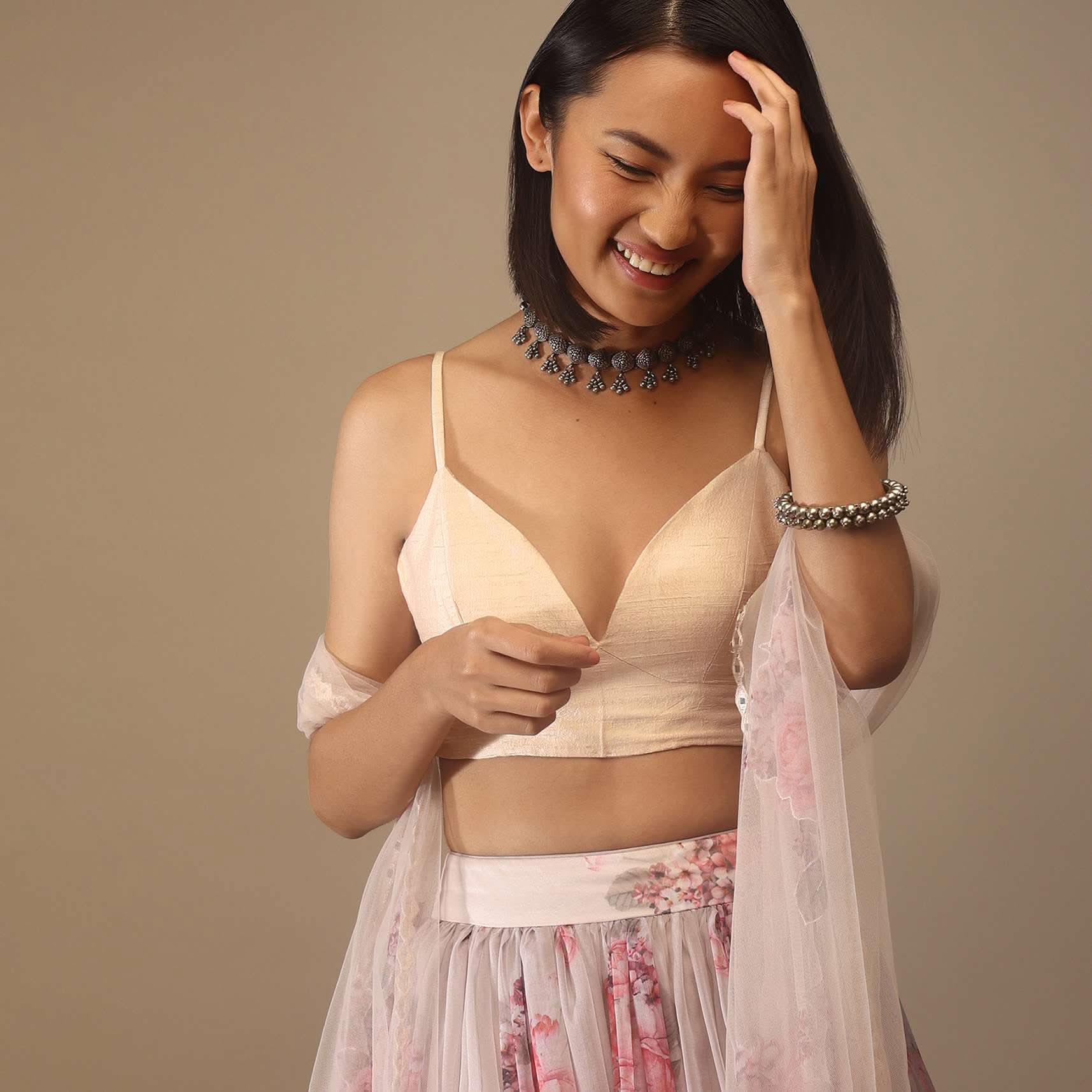 Shell Pink Spaghetti Strap Blouse With A Sweetheart Neckline - Image 2