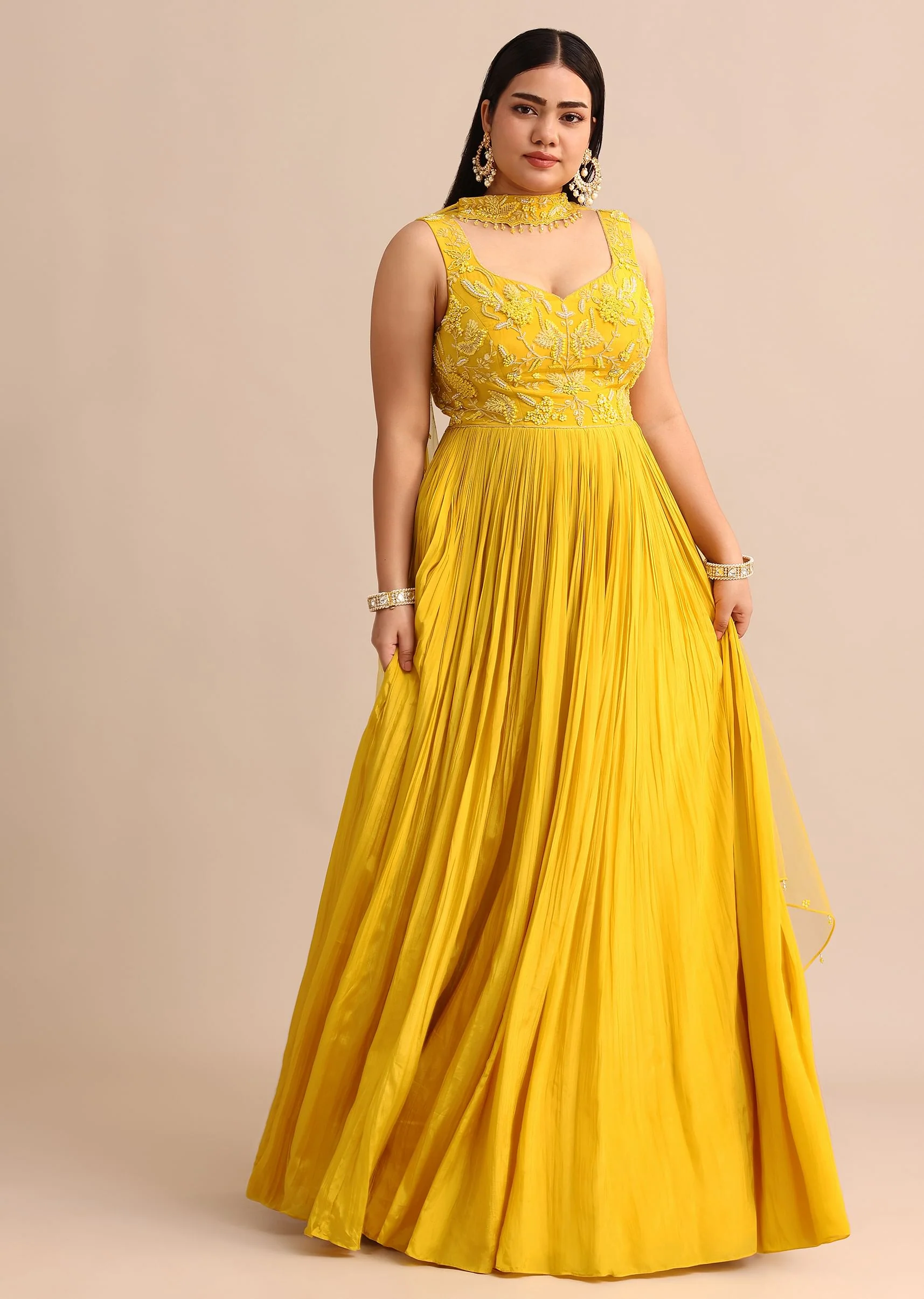Sweetheart Neck Yellow Embroidered Anarkali Suit With Choker Dupatta - Image 3