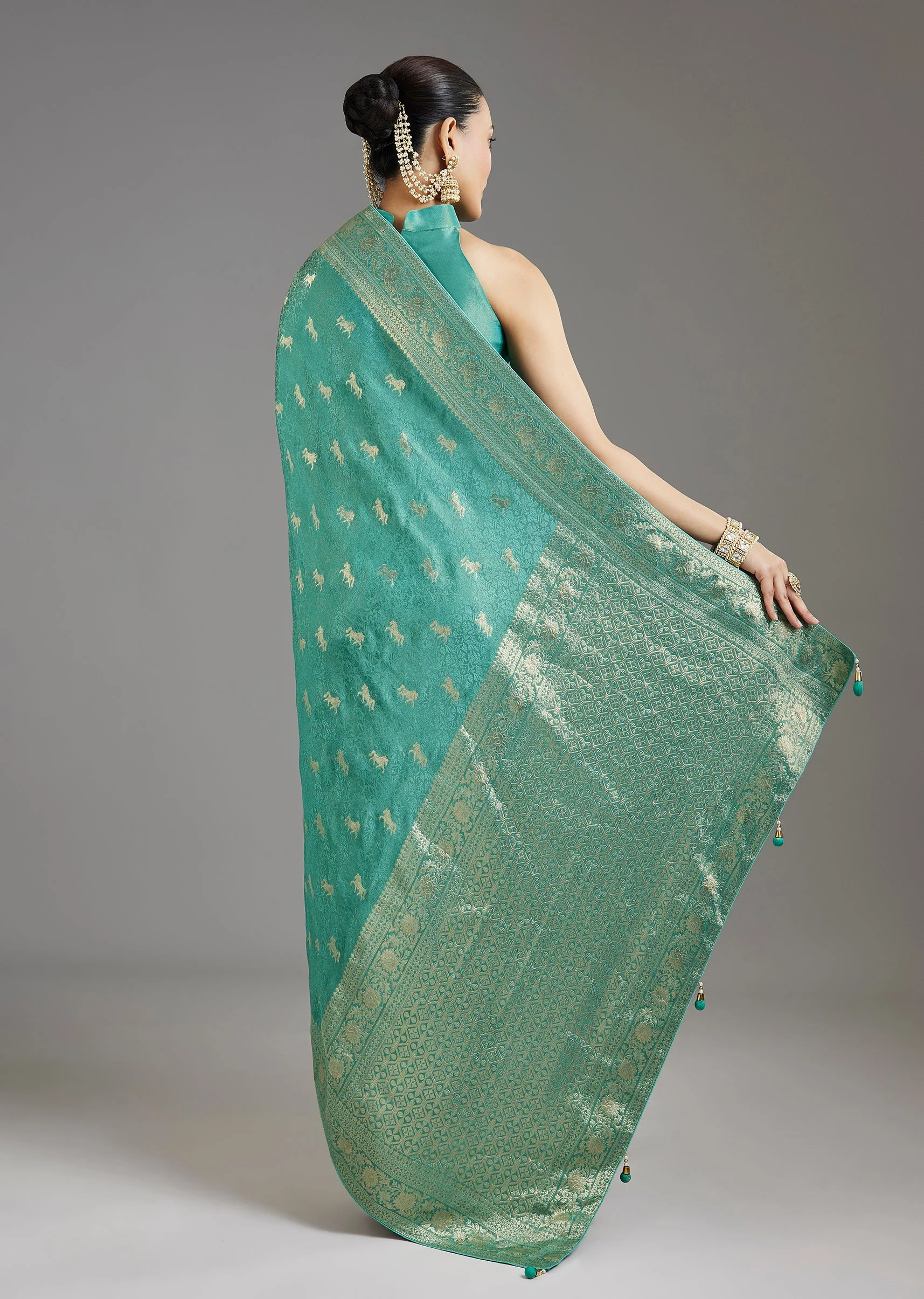 Teal Blue Jacquard Dola Silk Saree - Image 4