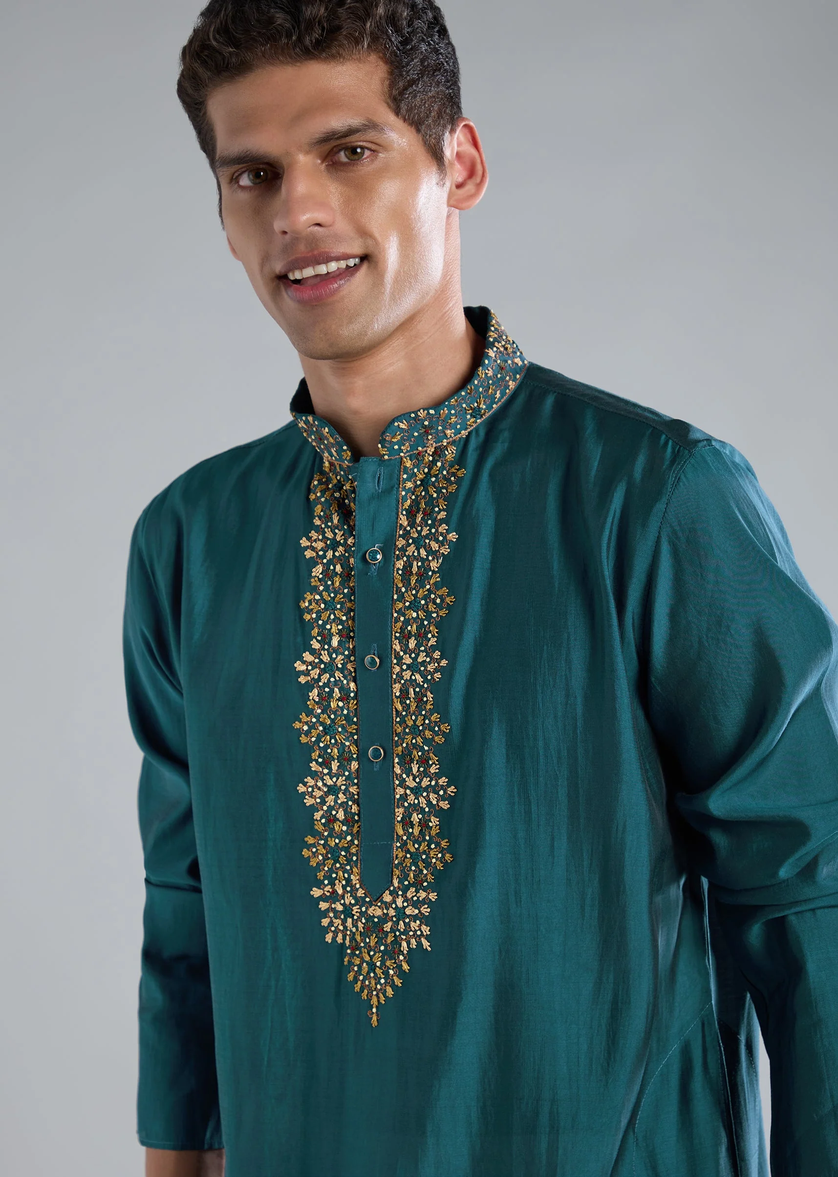Teal Blue Kurta Set With Thread Resham And French Knot Detailing - Image 2