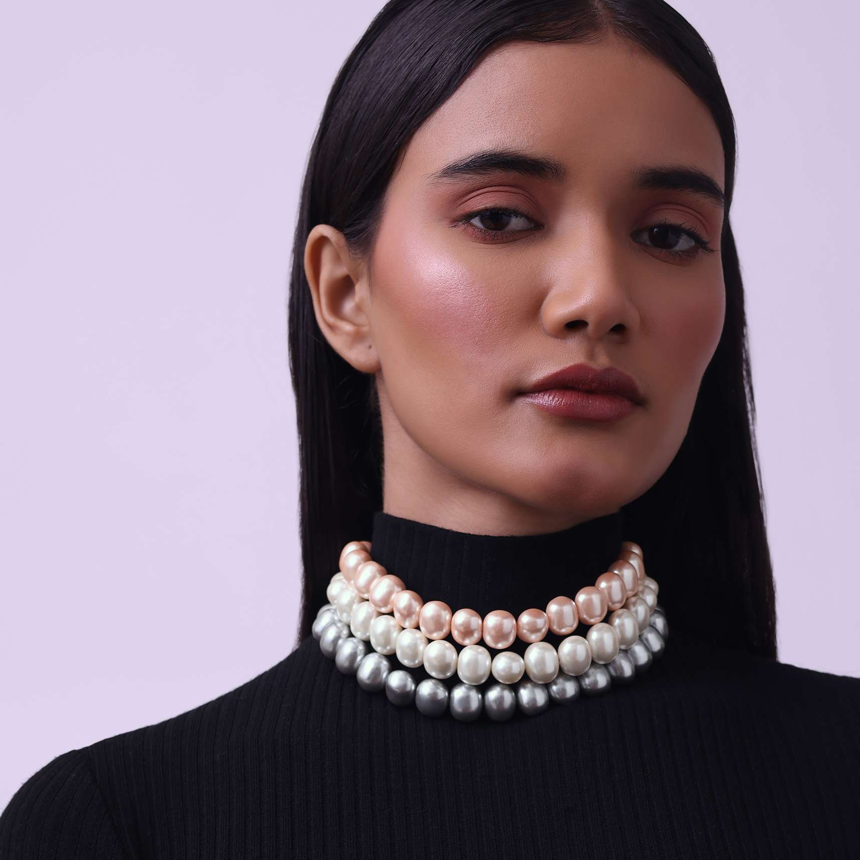 Three Layered Choker In Mother Of Pearls - Image 3