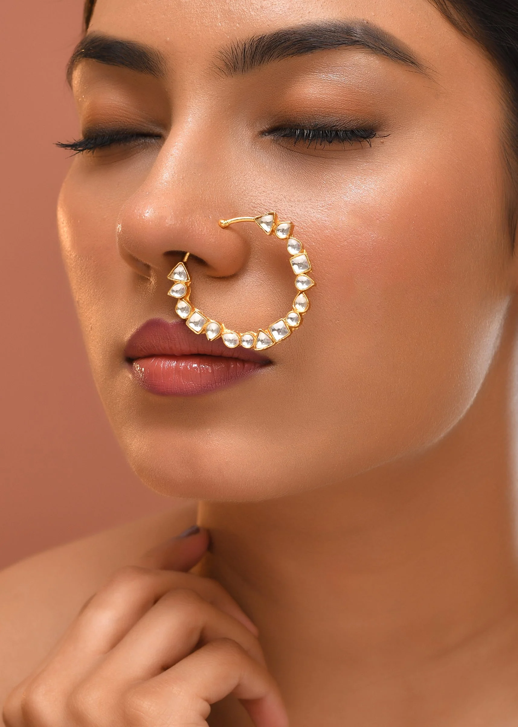 White and Gold Kundan Geometric Nath