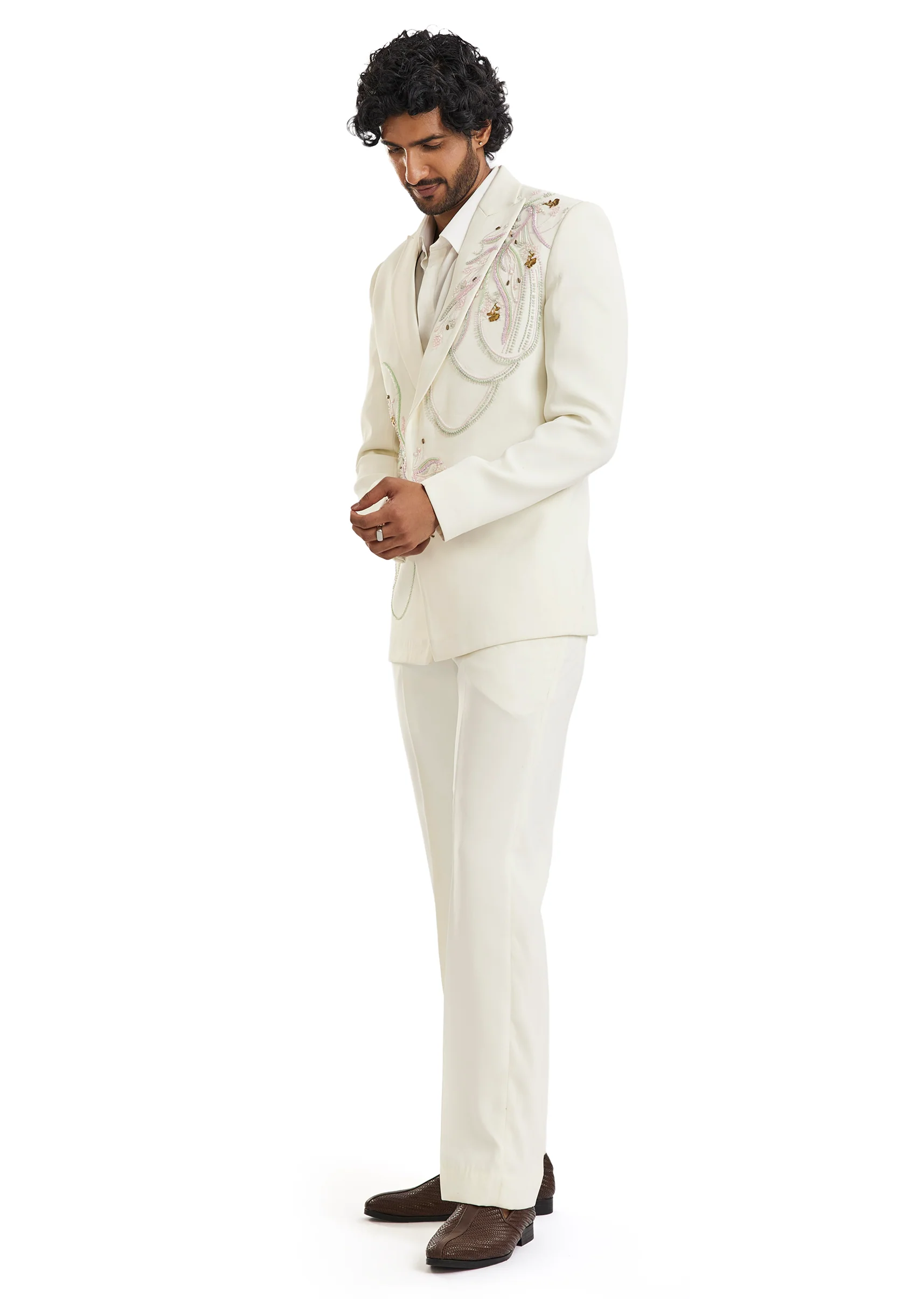 White Double Breasted Embroidered Blazer Set - Image 4