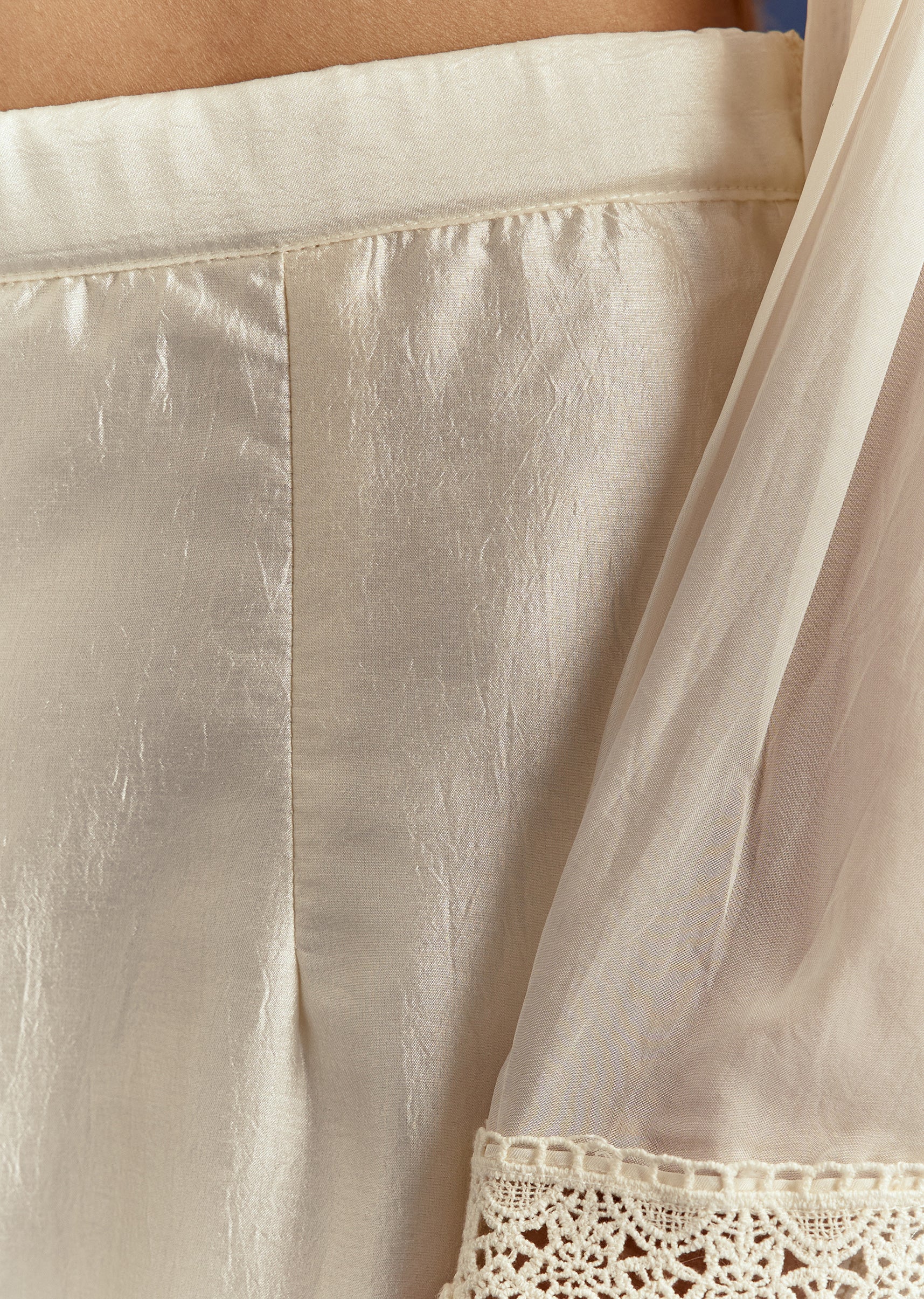 White High Low Kurta With Cut Dana Beads And Applique Work In Fuji Silk - Image 6