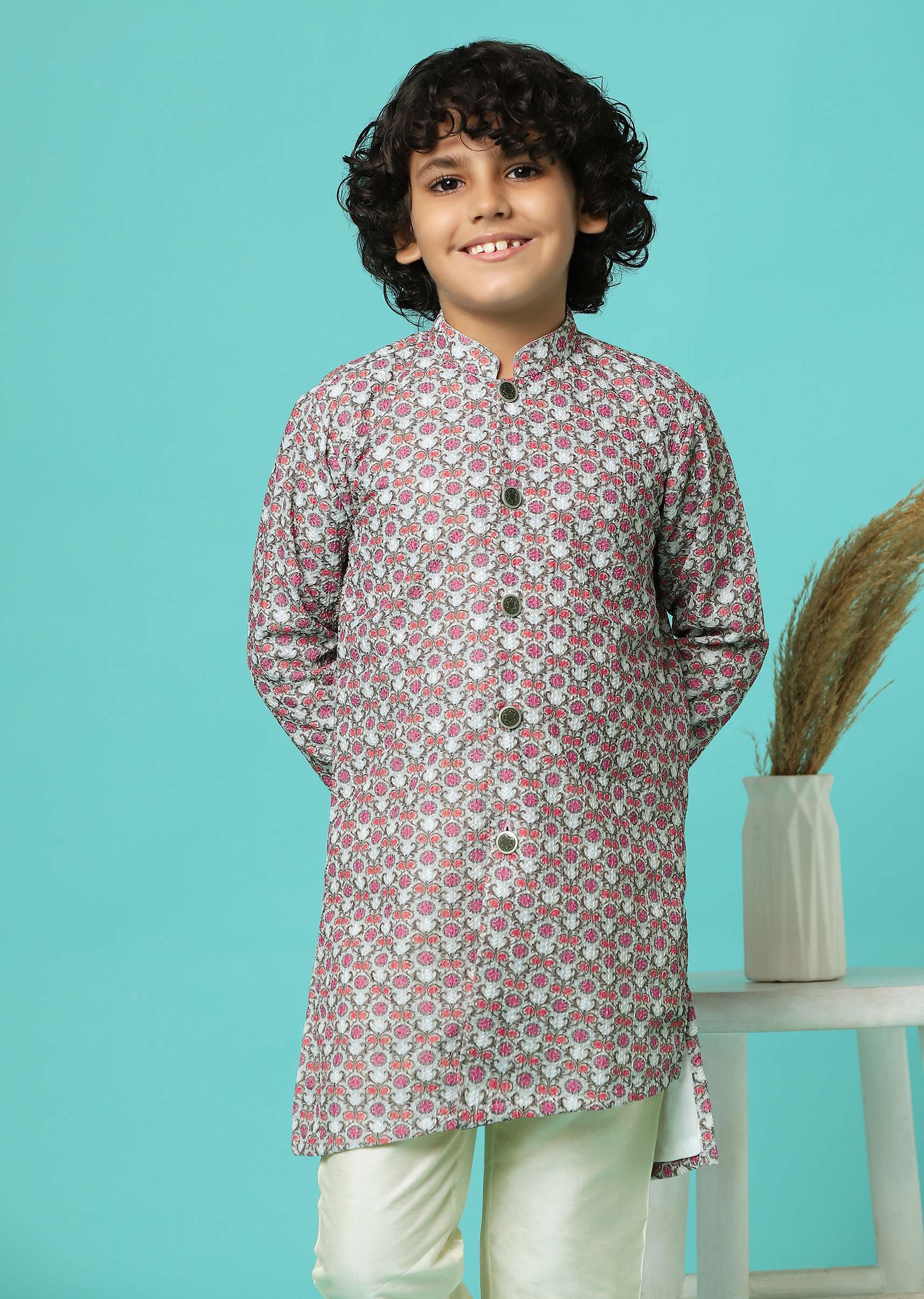 White Silk Kurta And Pant Set With Multicolor Print - Image 4
