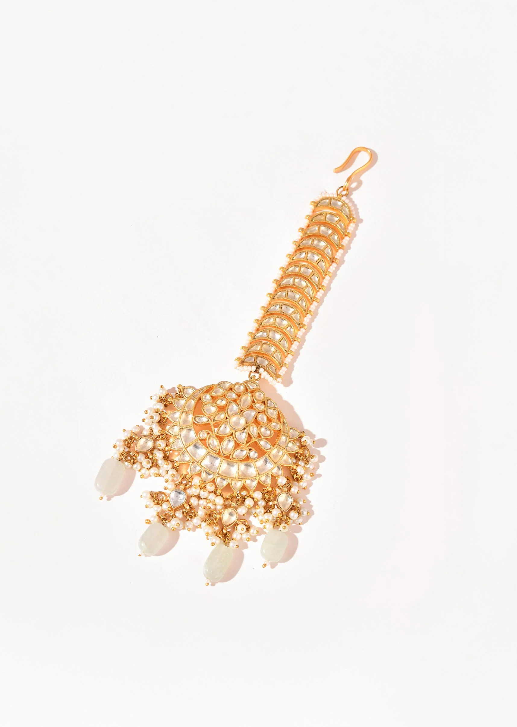 Whte and Gold Cluster Beads Chandbali Kundan Maangtikka - Image 2