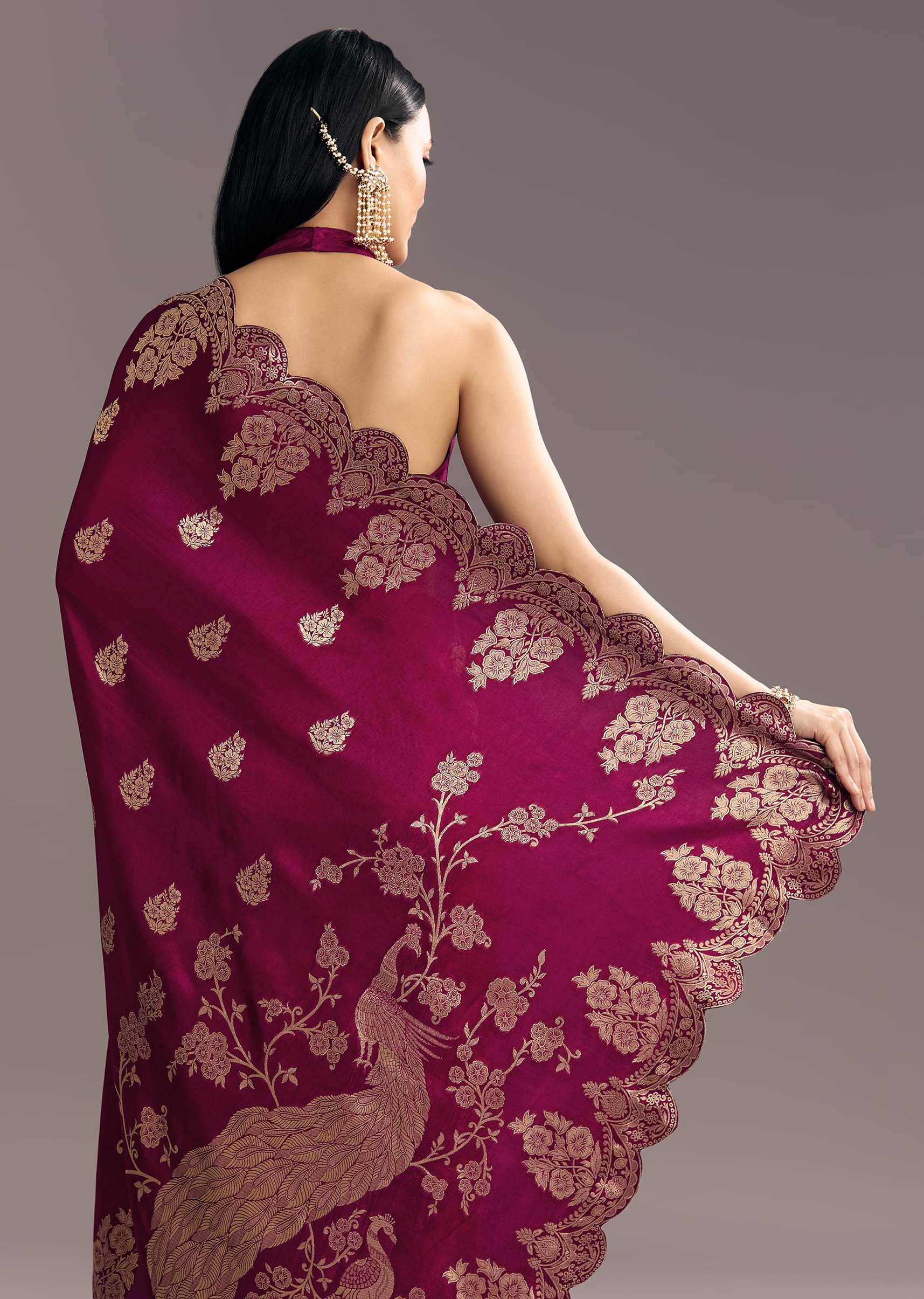 Wine Dola Silk Woven Motif Saree With Scallop Border - Image 4