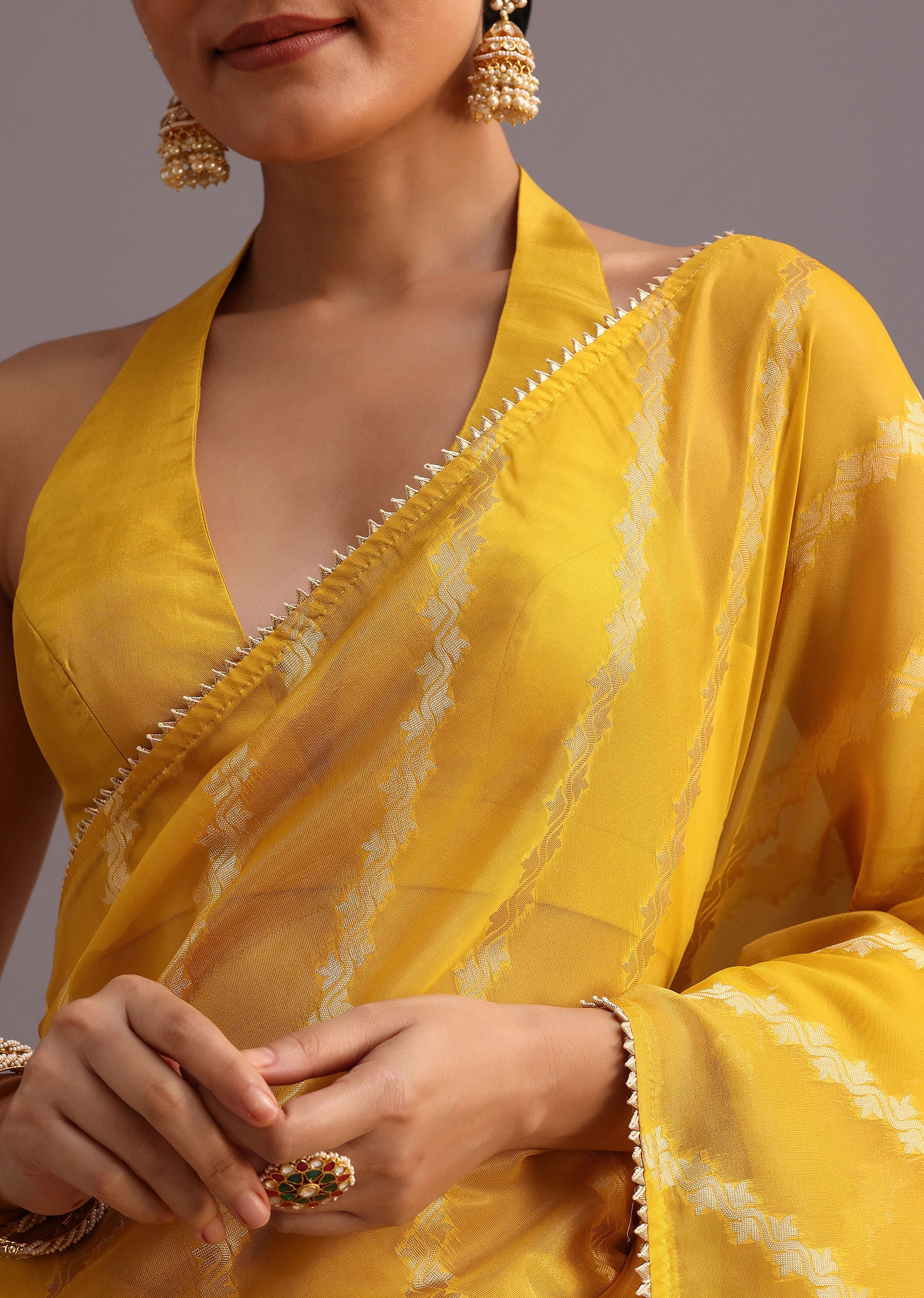 Yellow Dola Silk Leheriya Woven Saree With Gotta Patti Border - Image 2