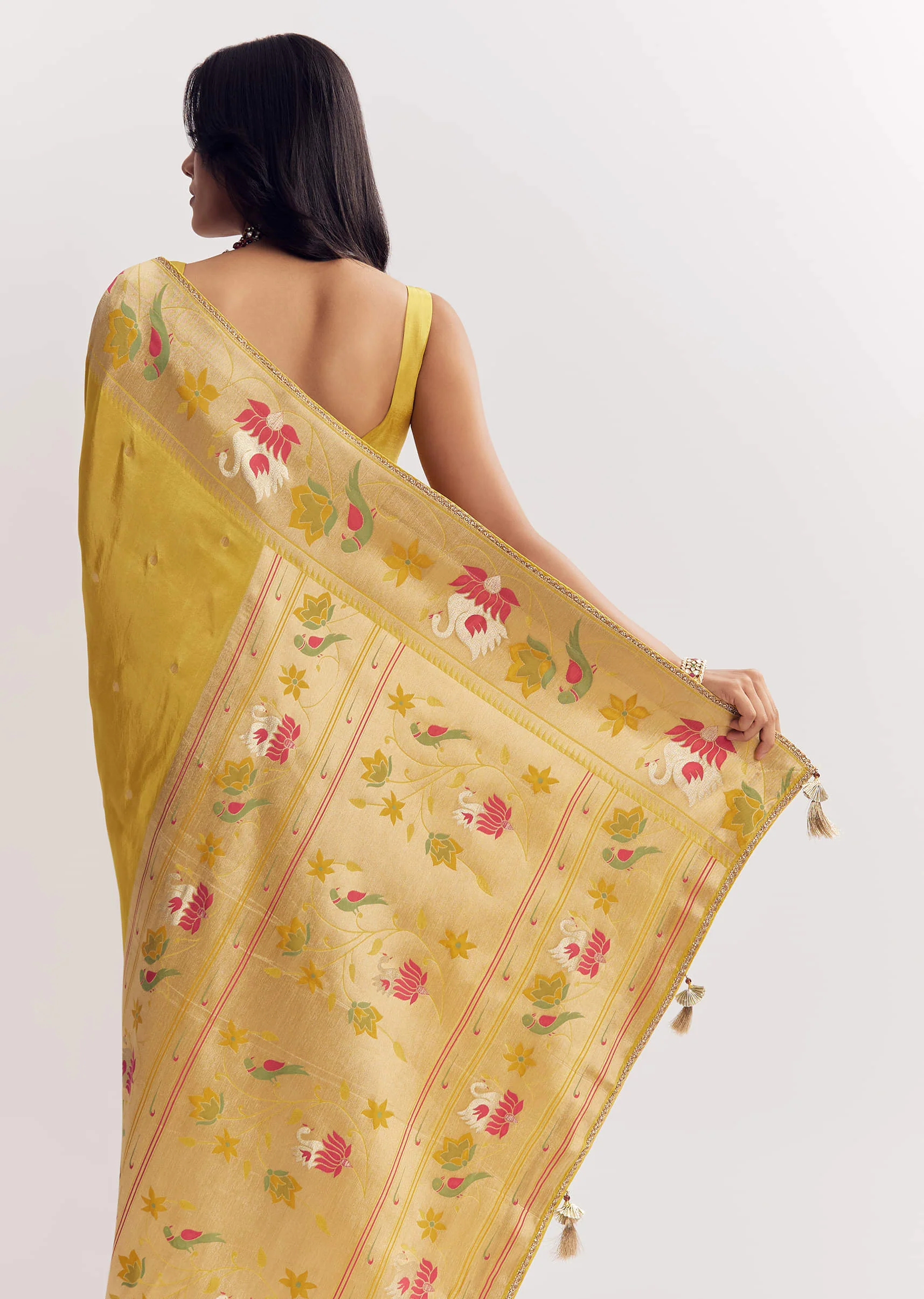 Yellow Dola Silk Paithani Saree With Dollar Butti And Multicolor Motif - Image 4