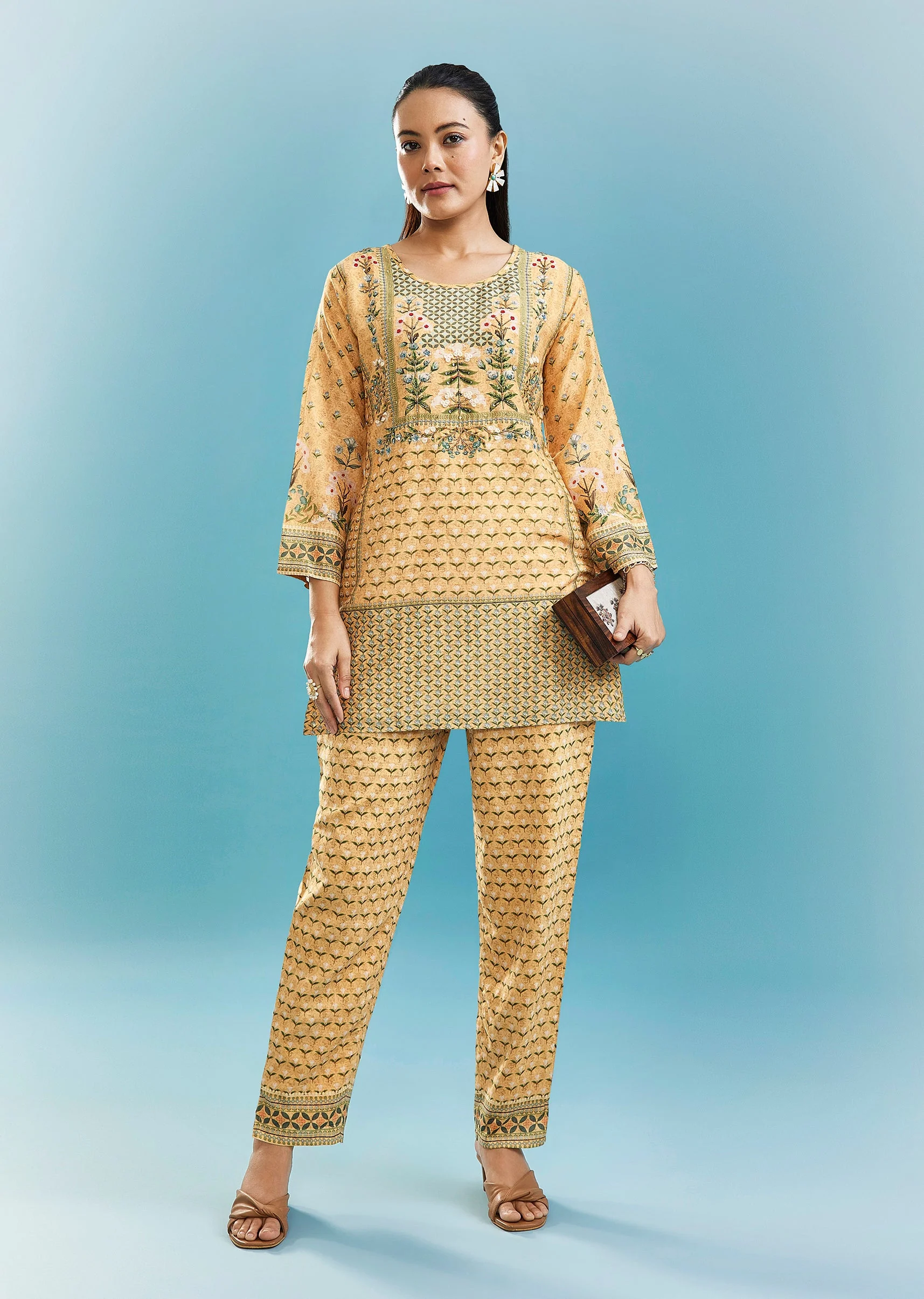 Yellow Floral Co-ord Set With Cut Dana And Sequins Work - Image 3