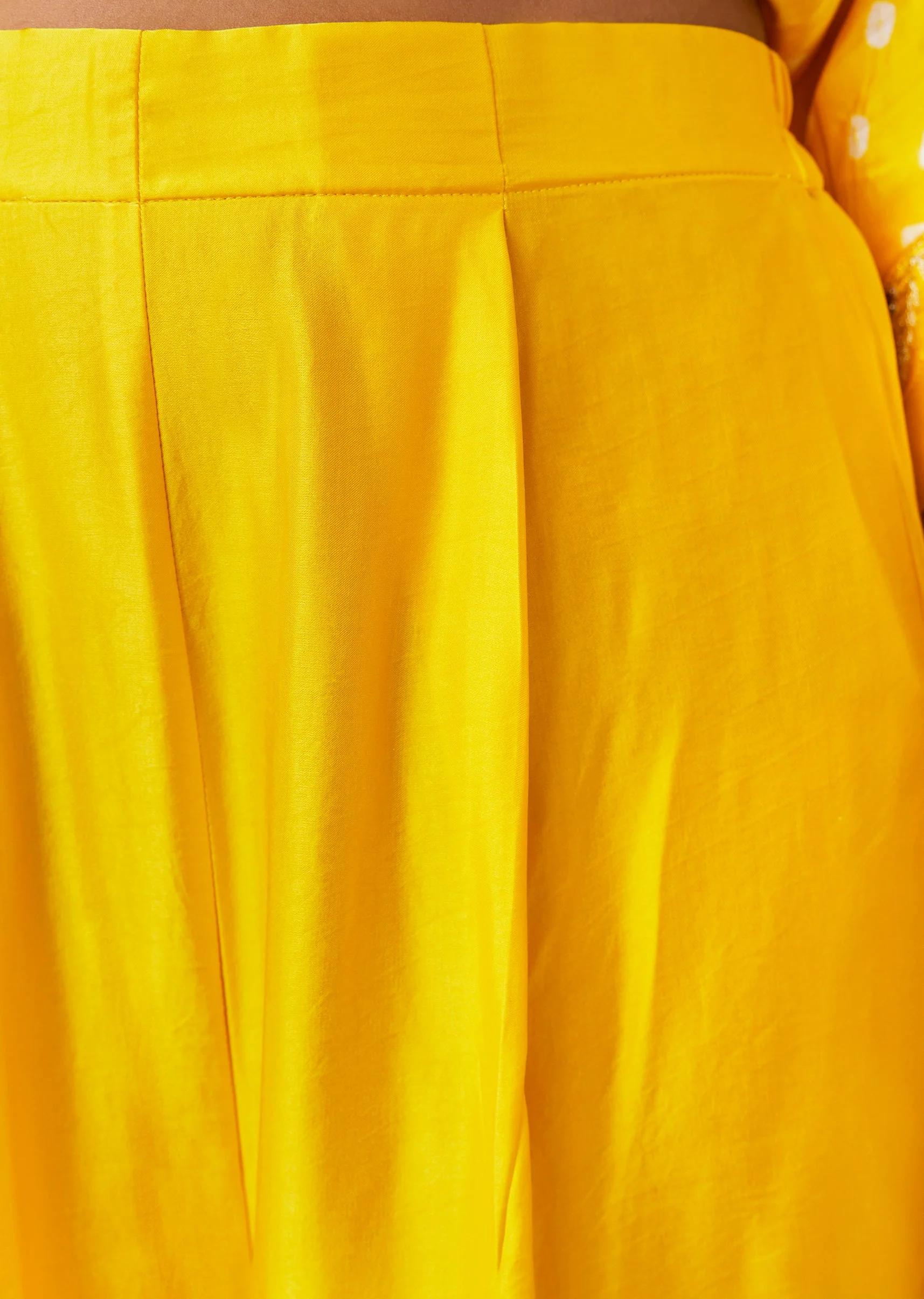 Yellow Hand Dyed Bandhani and Leheriya Palazzo Set with Sequin - Image 6