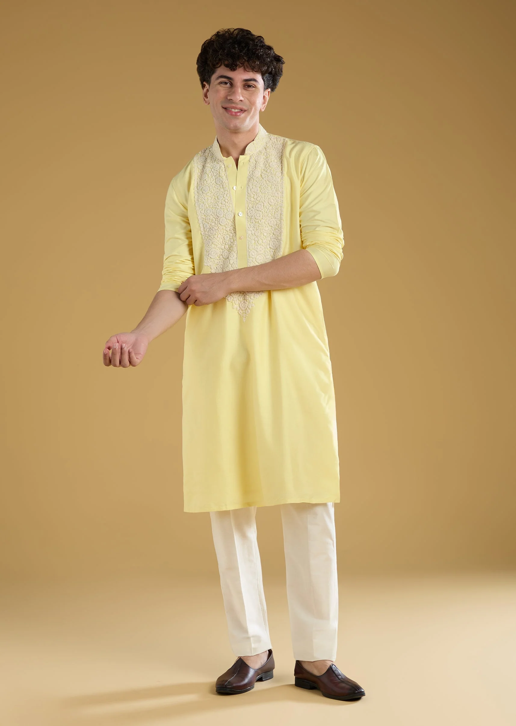 Yellow Mens Kurta Set With Thread Detail - Image 4