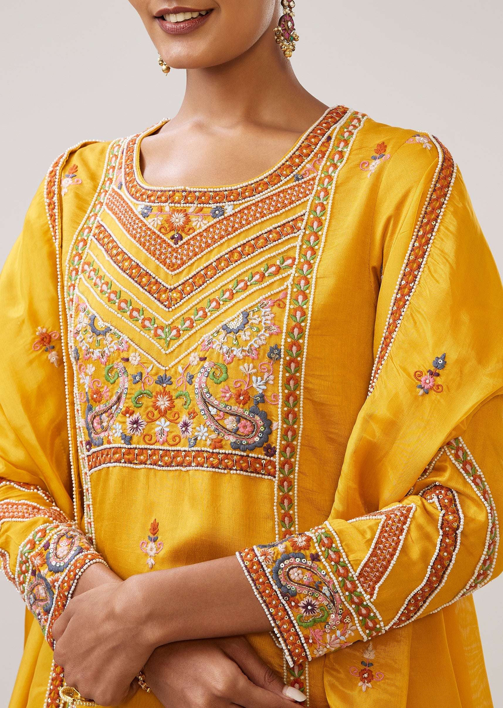 Yellow Thread And Moti Work Kurti Pant Set With Dupatta - Image 2