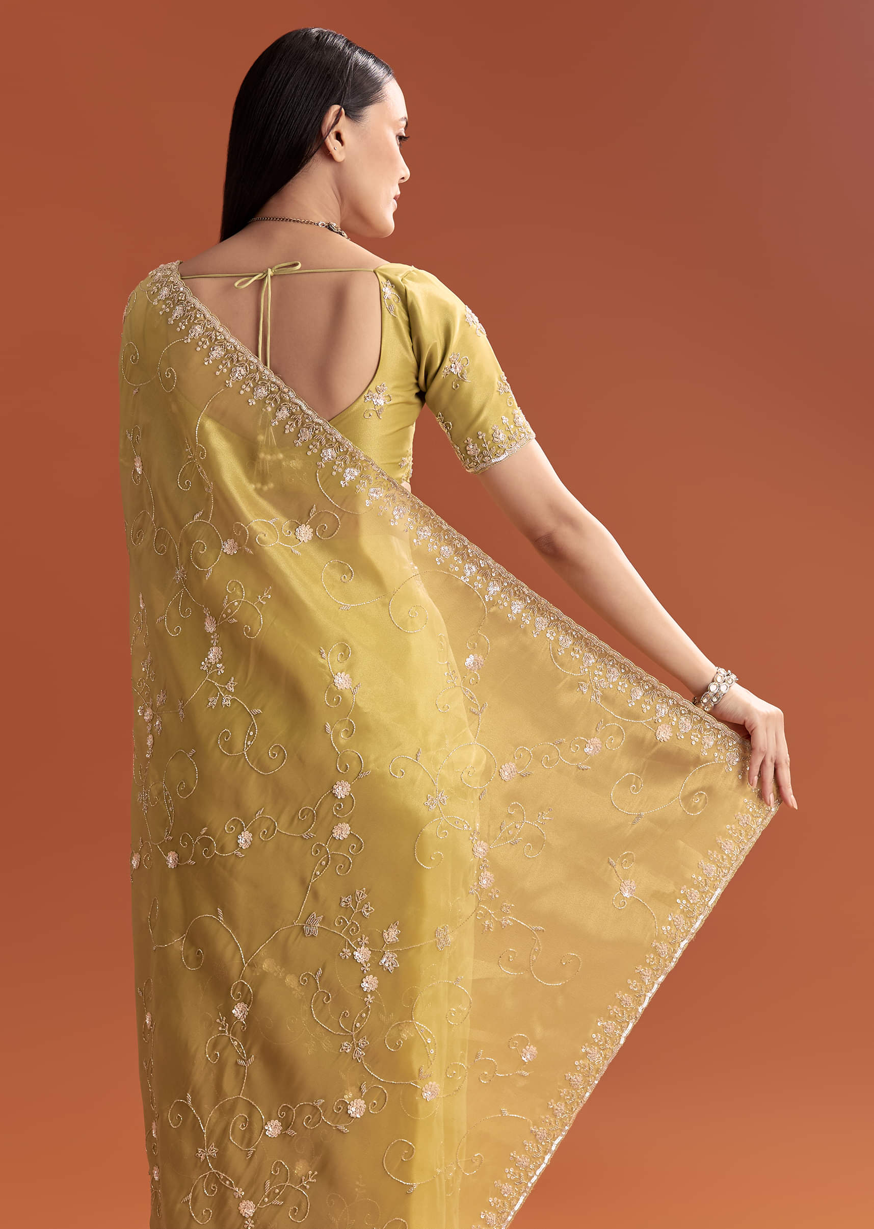 Yellow Tissue Saree With Floral Embroidery And Cutdana Work - Image 6